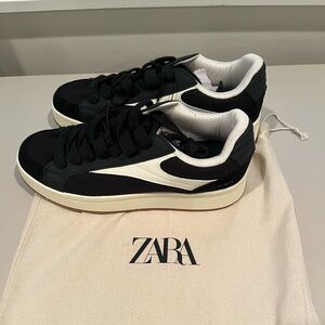 Zara Sneakers